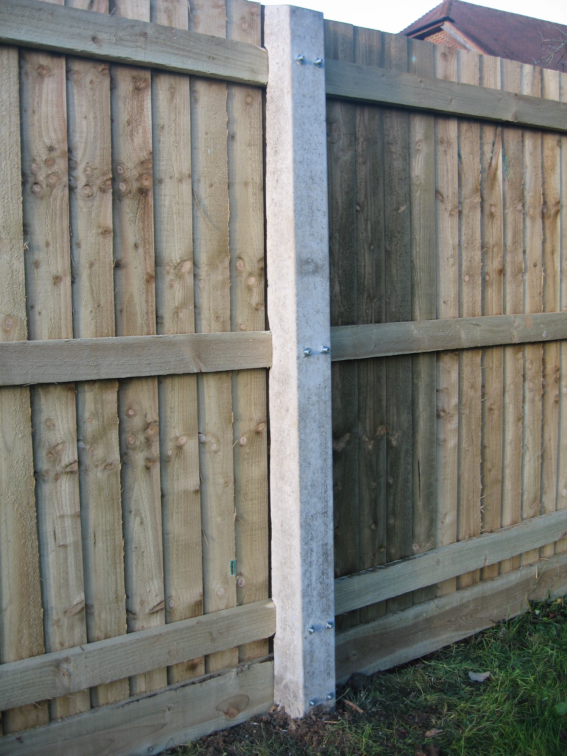 concrete post - Richard Stubbs Fencing Services